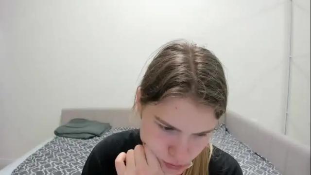 Image 2 of ninarihh Stream on Chaturbate on 2 months ago