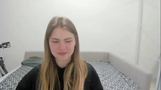 Image 4 of ninarihh Stream on Chaturbate on 2 months ago