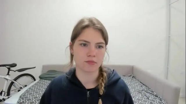 Image 7 of ninarihh Stream on Chaturbate on 2 months ago
