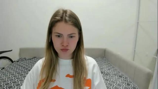 Image 12 of ninarihh Stream on Chaturbate on 1 month ago