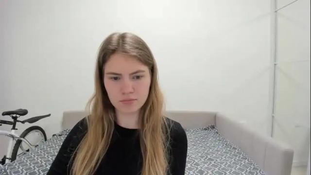 Image 3 of ninarihh Stream on Chaturbate on 1 month ago