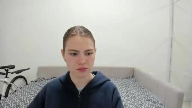 Image 3 of ninarihh Stream on Chaturbate on 1 month ago