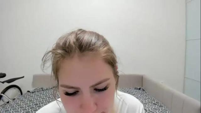 Image 3 of ninarihh Stream on Chaturbate on 1 month ago