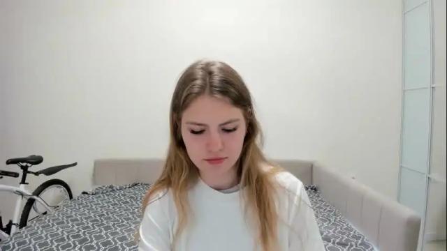 Image 12 of ninarihh Stream on Chaturbate on 1 month ago
