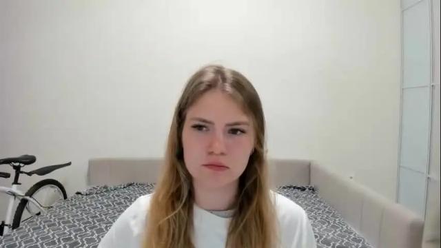 Image 2 of ninarihh Stream on Chaturbate on 1 month ago