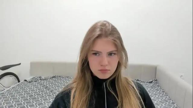 Image 12 of ninarihh Stream on Chaturbate on 1 month ago