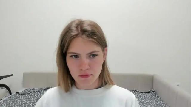 Image 7 of ninarihh Stream on Chaturbate on 26 days ago