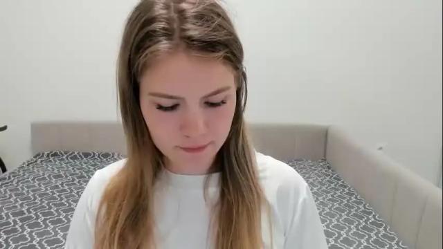 Image 2 of ninarihh Stream on Chaturbate on 24 days ago