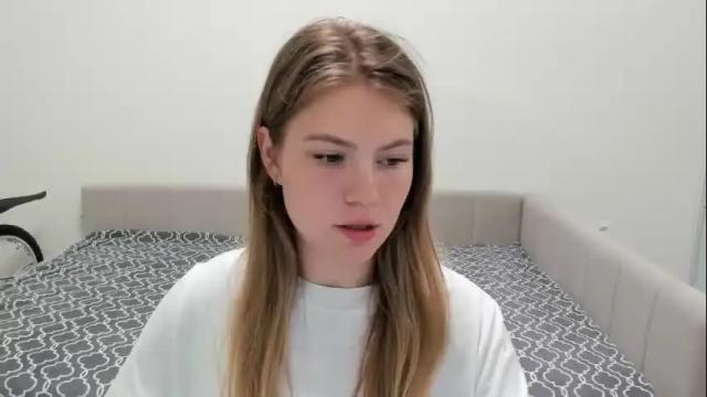 Image 8 of ninarihh Stream on Chaturbate on 24 days ago