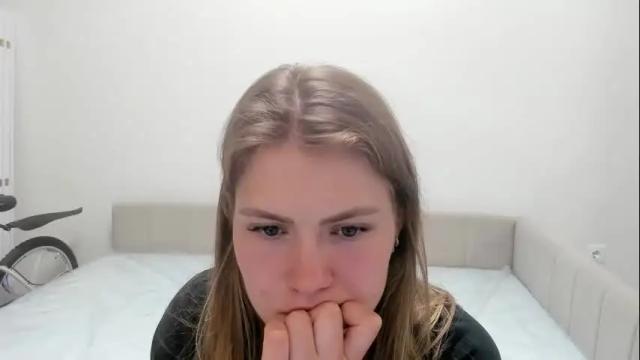 Image 10 of ninarihh Stream on Chaturbate on 21 days ago