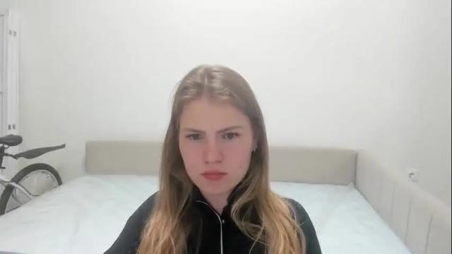 Image 3 of ninarihh Stream on Chaturbate on 21 days ago
