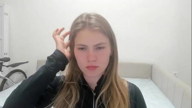 Image 4 of ninarihh Stream on Chaturbate on 21 days ago