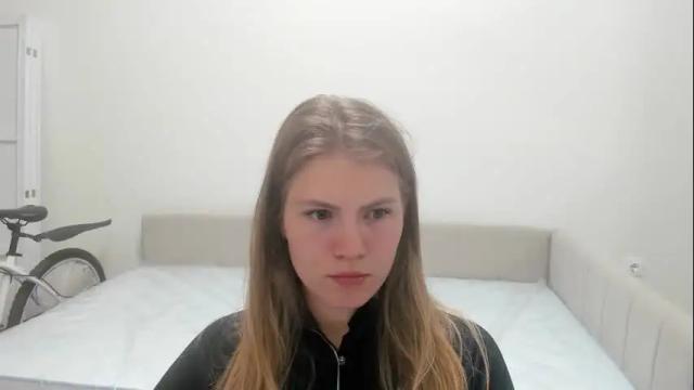 Image 7 of ninarihh Stream on Chaturbate on 21 days ago