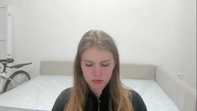 Image 8 of ninarihh Stream on Chaturbate on 21 days ago