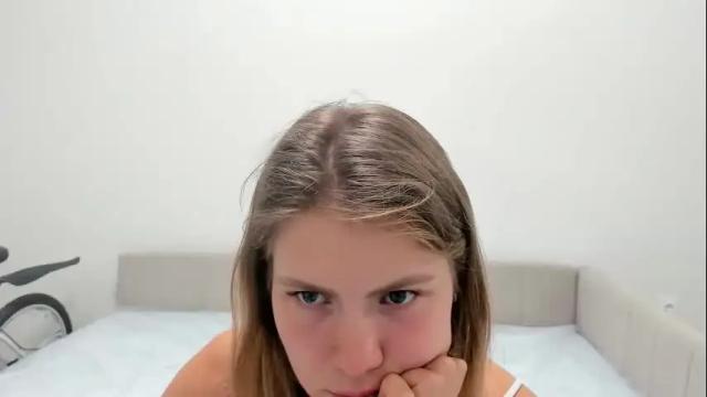 Image 10 of ninarihh Stream on Chaturbate on 9 days ago