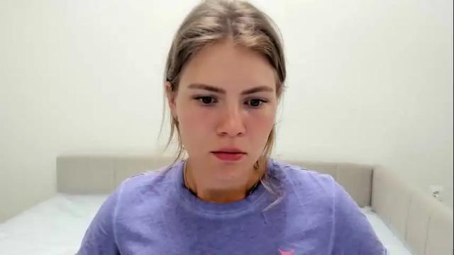Image 7 of ninarihh Stream on Chaturbate on 2 days ago