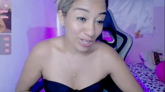 Image 8 of ninatinydoll1 Stream on Chaturbate on 16 days ago