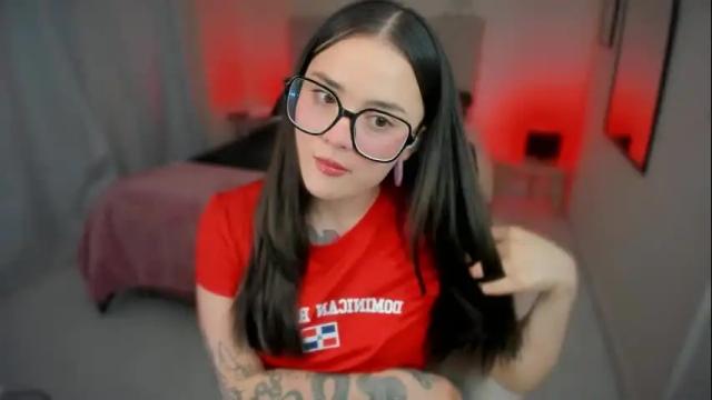 Image 8 of ninavolkov Stream on Chaturbate on 3 months ago