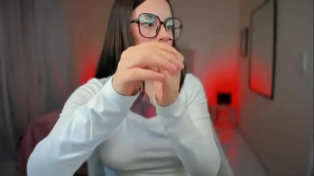 Image 2 of ninavolkov Stream on Chaturbate on 3 months ago