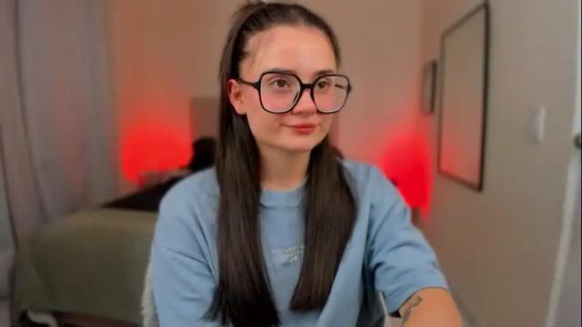 Image 10 of ninavolkov Stream on Chaturbate on 2 months ago