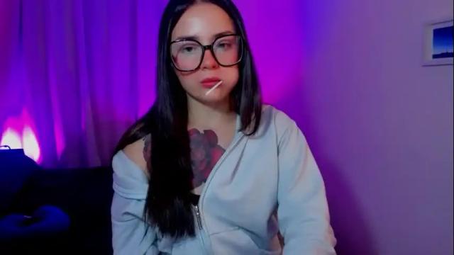 Image 2 of ninavolkov Stream on Chaturbate on 1 month ago
