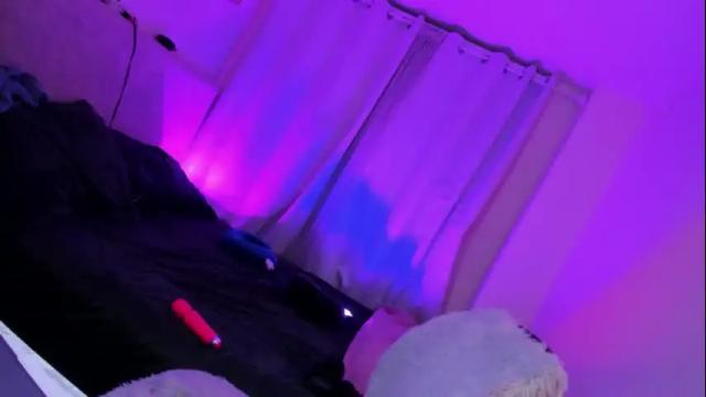 Image 7 of ninavolkov Stream on Chaturbate on 1 month ago