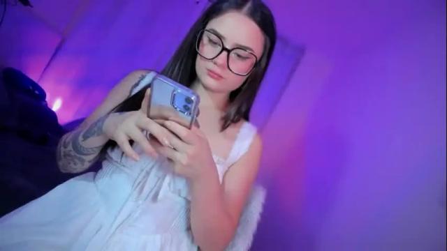 Image 11 of ninavolkov Stream on Chaturbate on 1 month ago