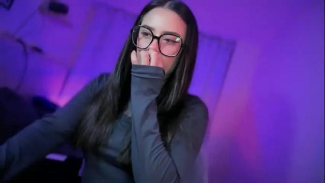 Image 4 of ninavolkov Stream on Chaturbate on 1 month ago