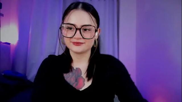 Image 3 of ninavolkov Stream on Chaturbate on 17 hours ago