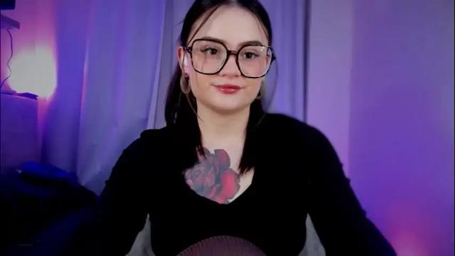 Image 6 of ninavolkov Stream on Chaturbate on 17 hours ago