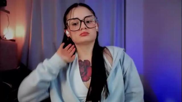 Image 4 of ninavolkov Stream on Chaturbate on 2 months ago