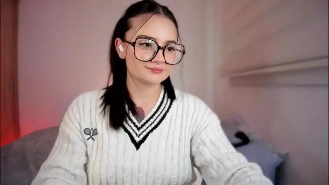 Image 12 of ninavolkov Stream on Chaturbate on 1 month ago