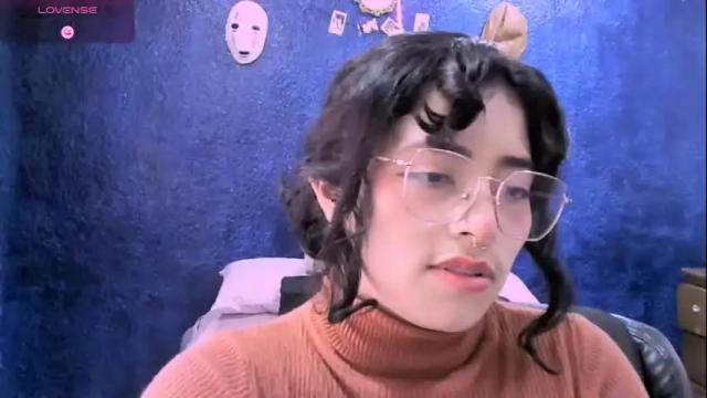 Image 8 of ninayellow Stream on Chaturbate on 1 month ago