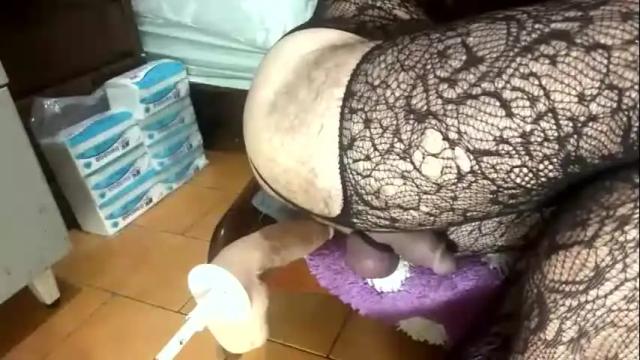 Image 8 of ninfo_puta Stream on Chaturbate on 1 month ago