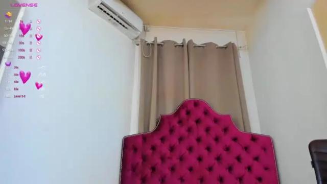 Image 8 of ninna_dee Stream on Chaturbate on 12 months ago