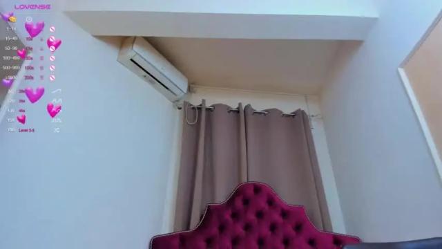Image 2 of ninna_dee Stream on Chaturbate on 12 months ago