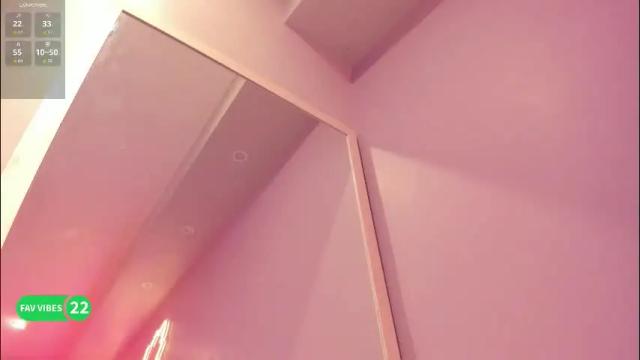 Image 4 of ninna_monroe_ Stream on Chaturbate on 1 month ago