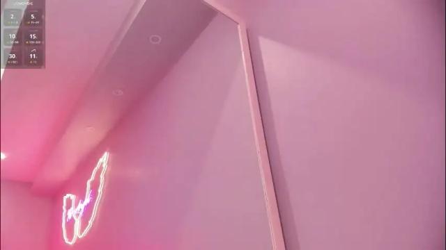 Image 11 of ninna_monroe_ Stream on Chaturbate on 1 month ago