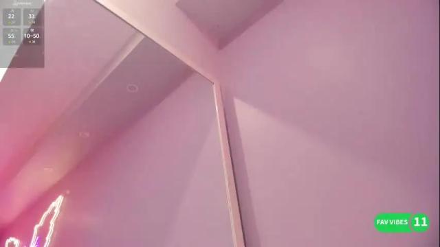Image 3 of ninna_monroe_ Stream on Chaturbate on 1 month ago