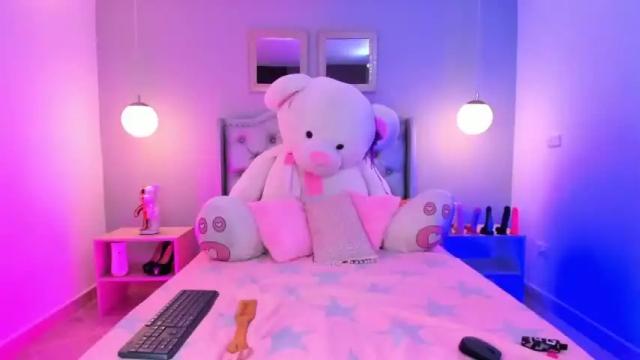 Image 11 of ninna_rose Stream on Chaturbate on 21 months ago
