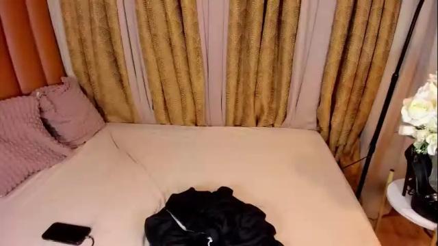 Image 6 of nishitatoe Stream on Chaturbate on 7 days ago