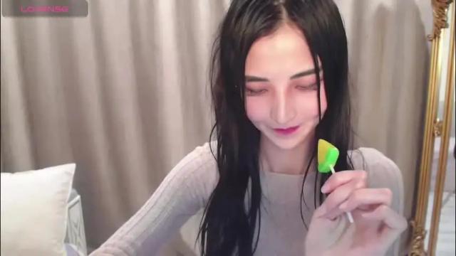 Thumbnail 3, niufrommacau's Stream at Chaturbate, 1 month ago