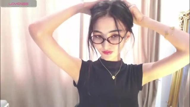 Image 8 of niufrommacau Stream on Chaturbate on 1 month ago