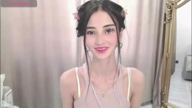 Image 3 of niufrommacau Stream on Chaturbate on 1 month ago