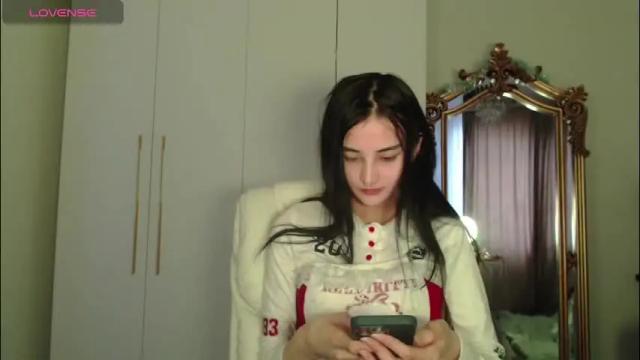 Thumbnail 1, niufrommacau's Stream at Chaturbate, 6 hours ago