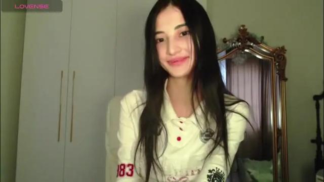 Image 2 of niufrommacau Stream on Chaturbate on 1 day ago