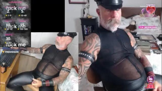 Image 8 of njdbear Stream on Chaturbate on 10 days ago