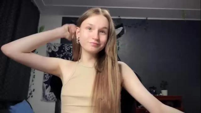 Image 2 of nloraaa Stream on Chaturbate on 1 month ago