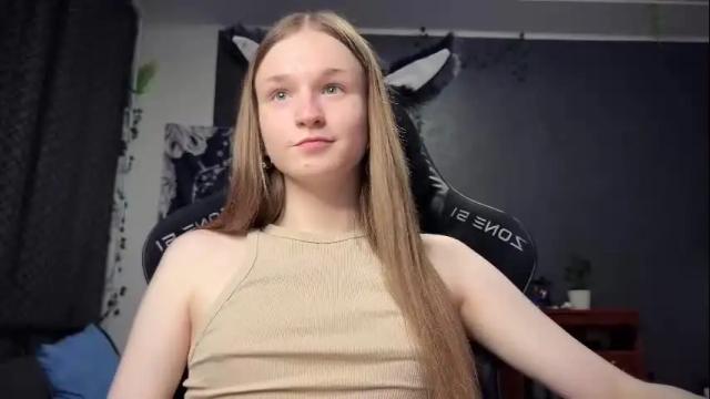 Image 8 of nloraaa Stream on Chaturbate on 1 month ago