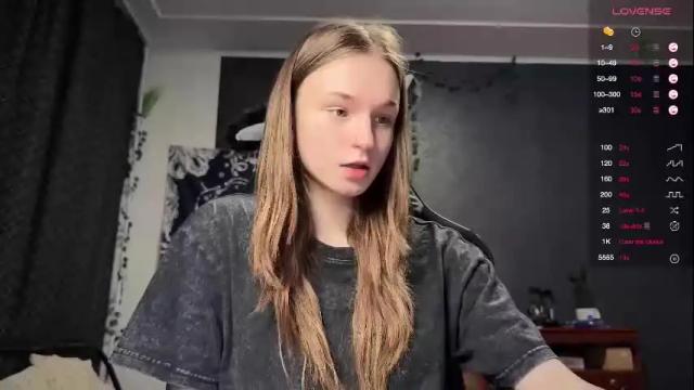 Image 10 of nloraaa Stream on Chaturbate on 1 month ago